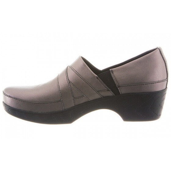 Klogs Footwear Tacoma - Women's Comfort Clog Shoes (Slip Resistant)