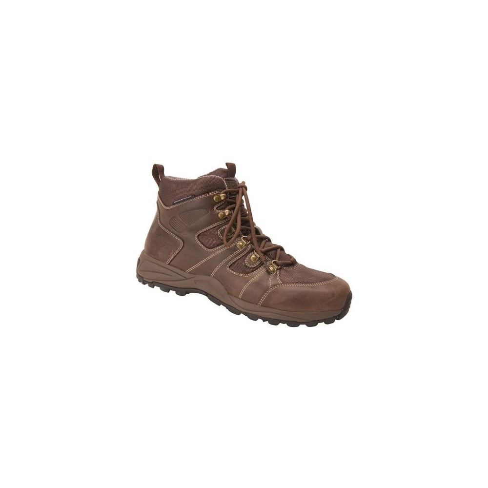 outdoor hiking boots
