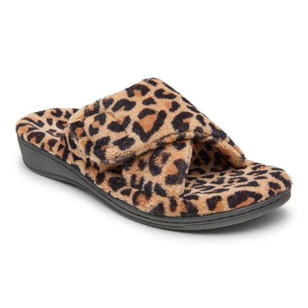 vionic women's indulge relax plush slipper