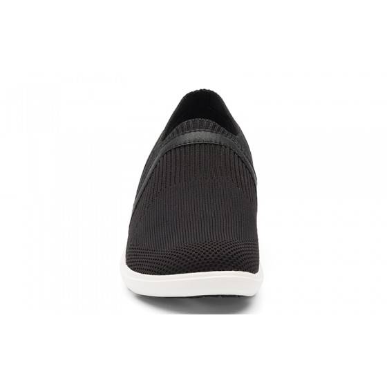 Klogs Evolve - Women's Mesh Slip & Oil Resistant Slip-On Work Sneakers