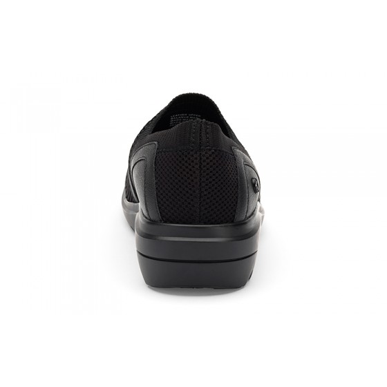 Klogs Evolve - Women's Mesh Slip & Oil Resistant Slip-On Work Sneakers