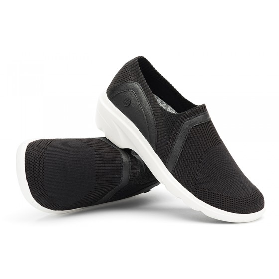 Klogs Evolve - Women's Mesh Slip & Oil Resistant Slip-On Work Sneakers