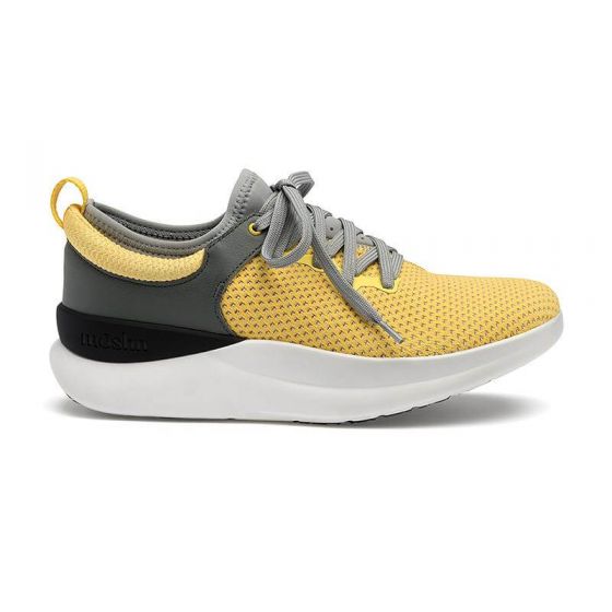 Moshn Rhythm - Women's Full Rocker Bottom Shoes