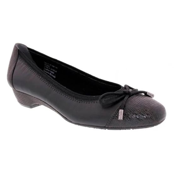 Ros Hommerson Tasha Women s Flat Leather Dress Shoes Flow Feet