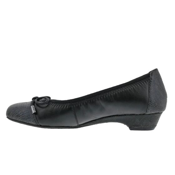 Ros Hommerson Tasha - Women's Flat Leather Dress Shoes