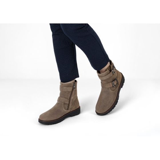 Orthofeet Shania - Women's Mid-Rise Leather Boots