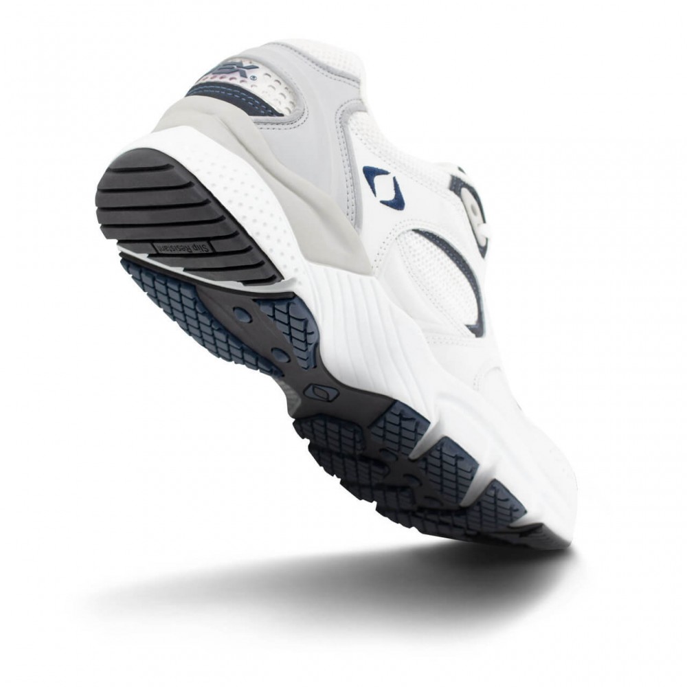 Apex Boss Runner X Last - Men's Comfort Athletic Shoes
