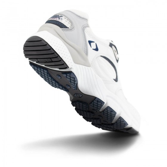 Apex Boss Runner X Last - Men's Comfort Athletic Shoes