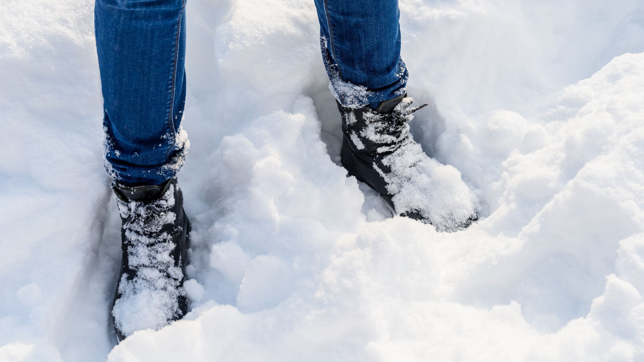 How Cold Weather Can Affect Foot Pain