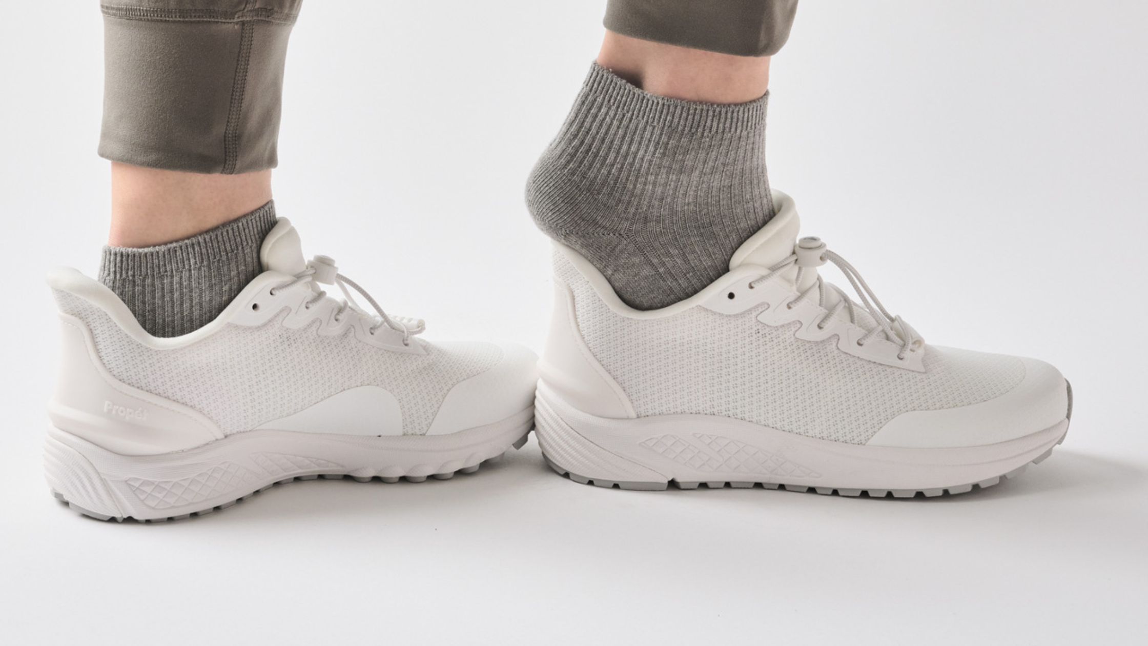 Hands-Free Shoes: How They Work, Benefits, and Who Can Wear Them